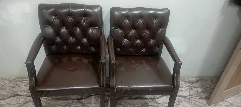 leather sofa and leather chair 3