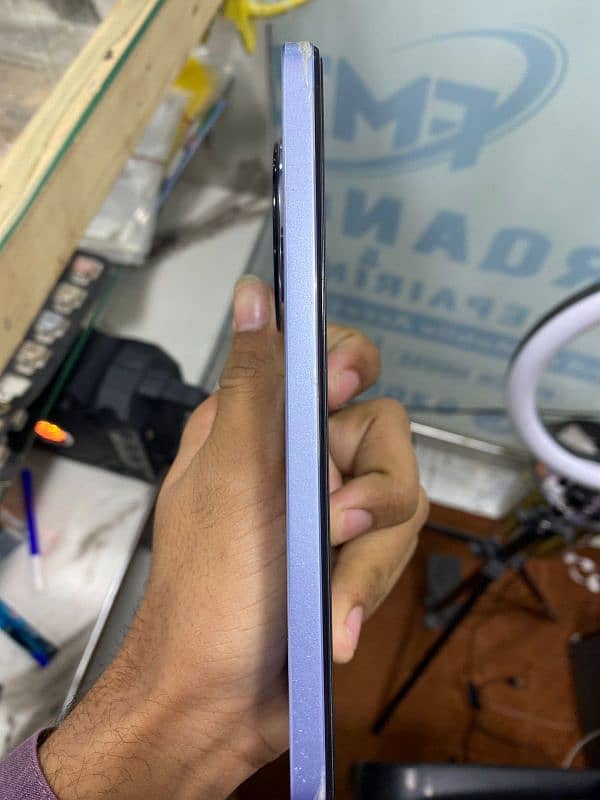 Realme 12 8/128 2