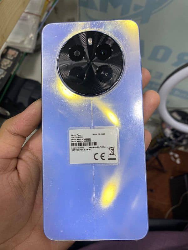 Realme 12 8/128 4