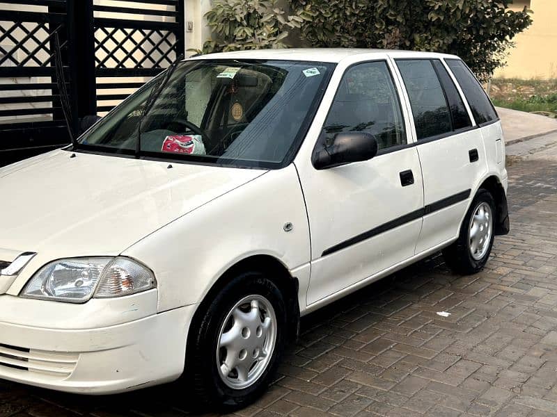 Suzuki Cultus 2011 1