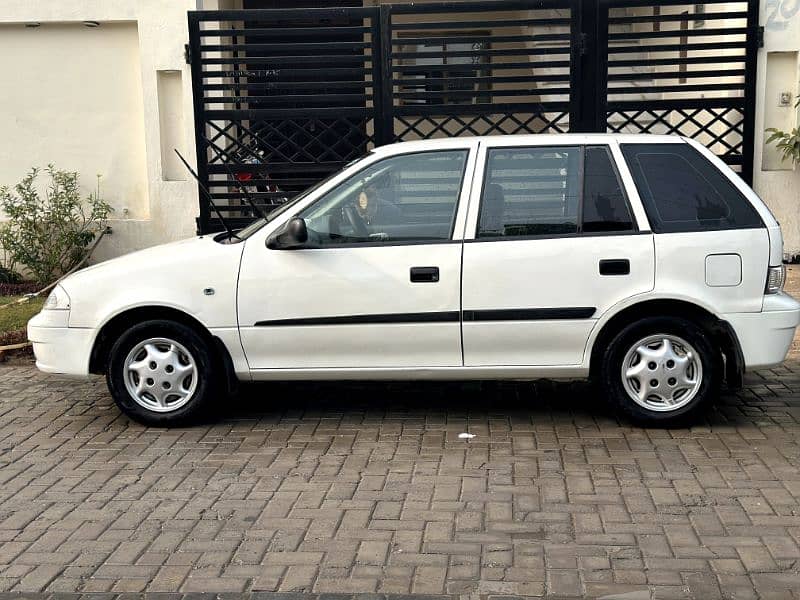 Suzuki Cultus 2011 2