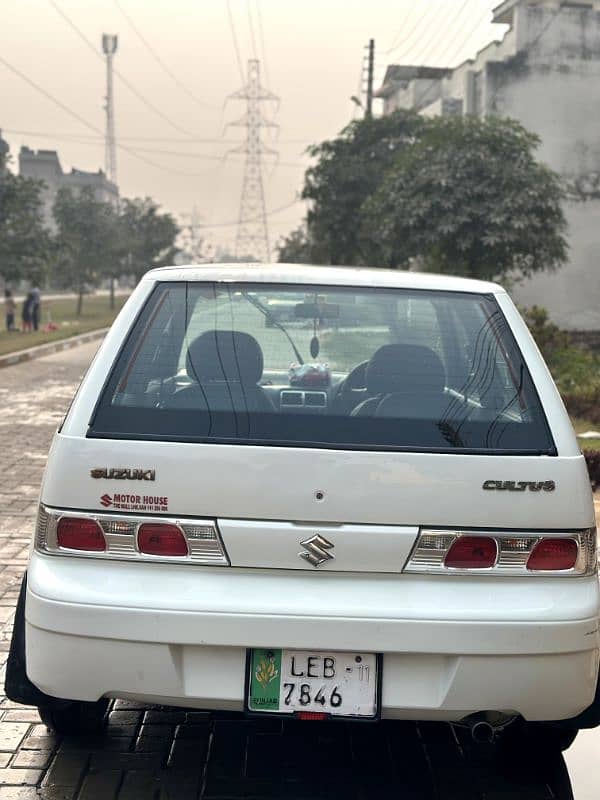 Suzuki Cultus 2011 4