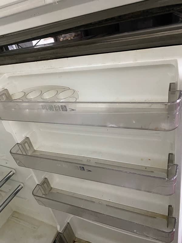 Fridge Silver Grey Running Condition 3