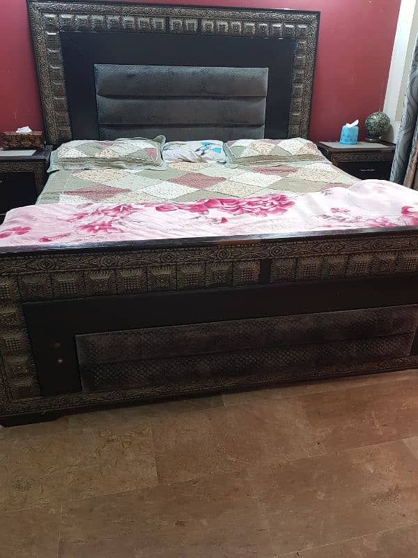 wooden king size bed with 2 side tables and dressing table 0