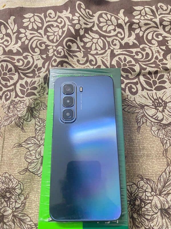 Infinix hot 50 pro for sale urgent 3