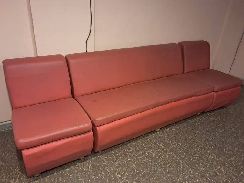 8 seater office sofa for sale in throwing price 4