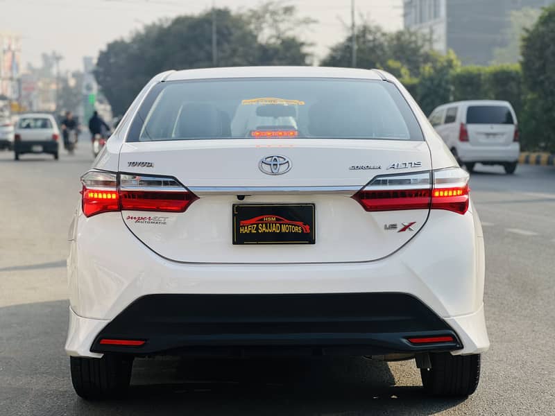 Toyota Corolla Altis 2022 10