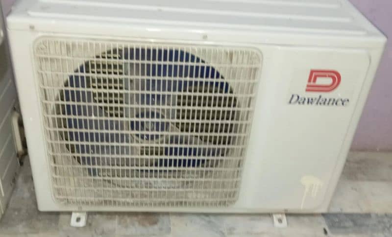 AC for sale DC inveter 1.5 dawlance 1