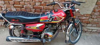 bohat ache bike arjnt sell