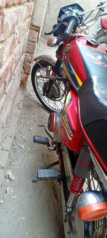 bohat ache bike arjnt sell 2