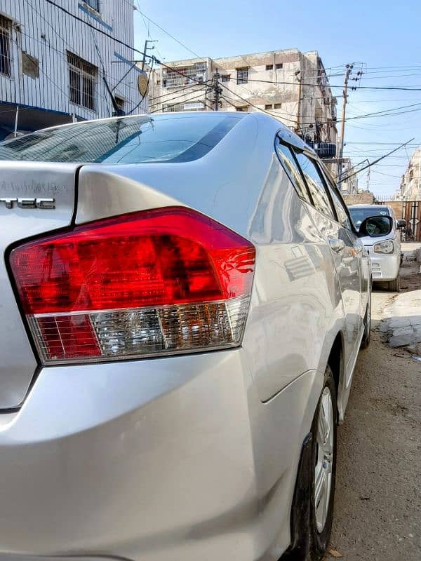 Honda City IVTEC 2013 almost original 7