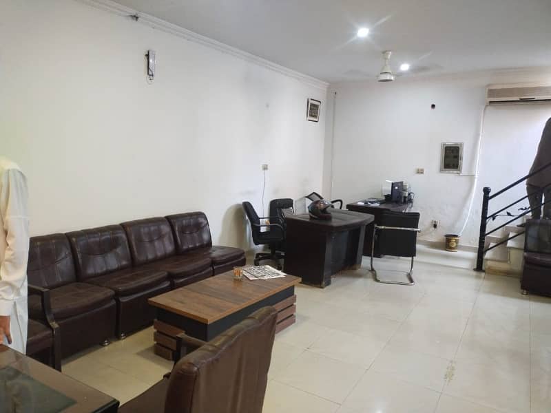 4 Marla Basment Office For Rent In DHA Phase 1,Block K, Lahore. 4