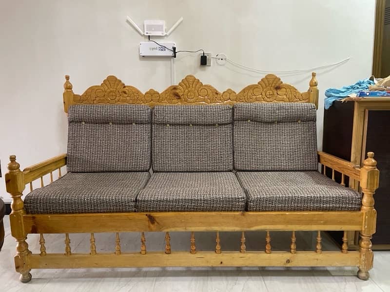 Pine wood sofa set 0