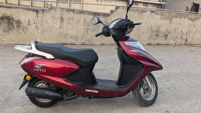 UNITED SCOOTY 100cc 2