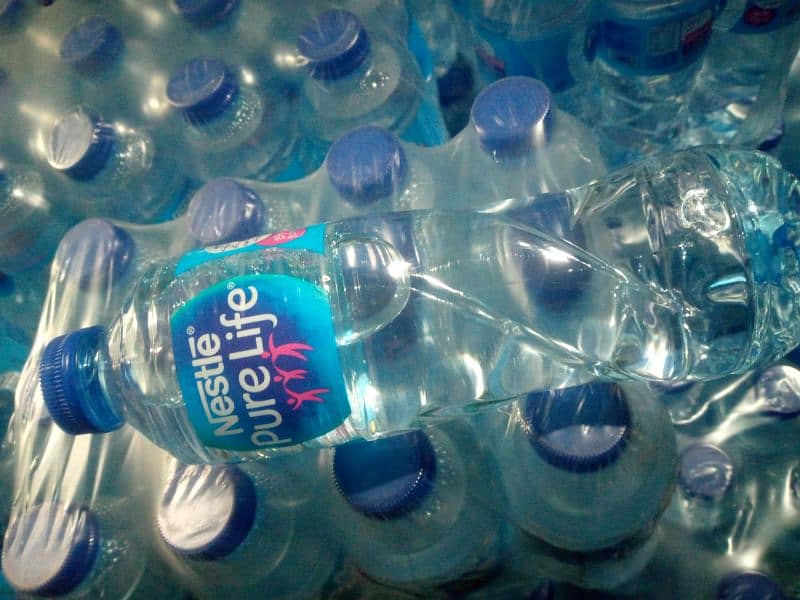 Nestle Pure life 500 ml water available 4