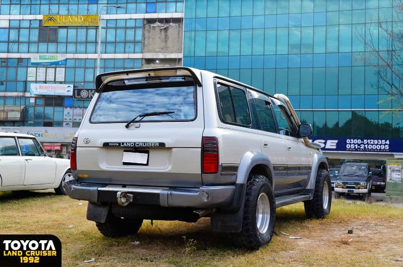 Toyota Land Cruiser 1992 4