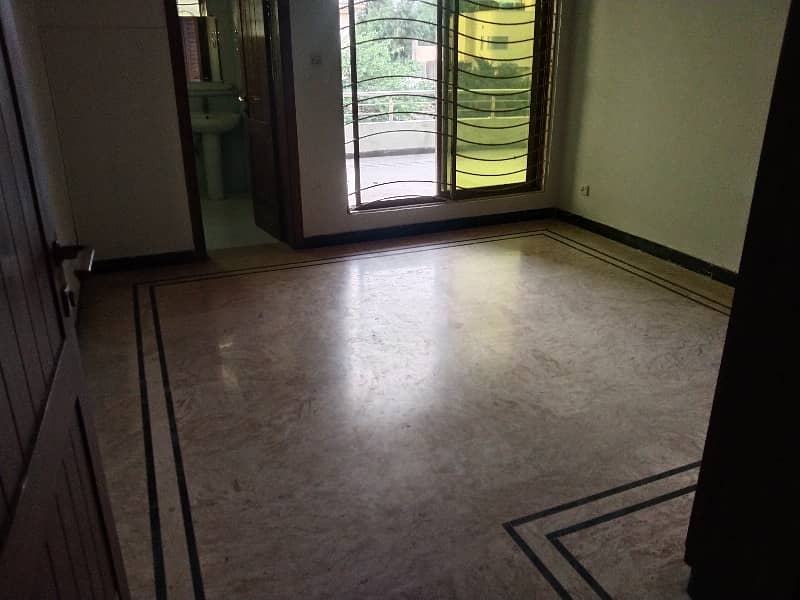 I-8 Open Facing Newly Tile Flooring Upper Portion Available For Rent With Servant Quarter 4