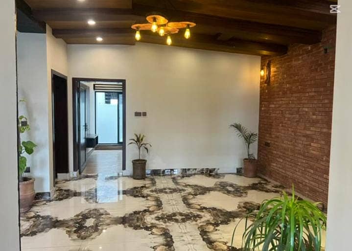 10 Marla Beautiful House Available On Prime Location For Sale In C Block Citi Housing Sialkot 6