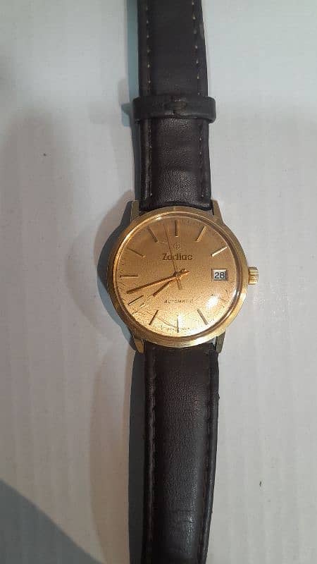 Zodaic orignal gold plated luxury watch. .  Made 18 cerat gold. . 5