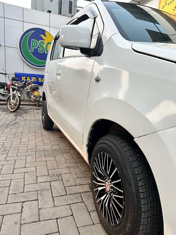 Suzuki Wagon R 2018 vxl 9