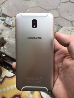 Samsung Galaxy J7 Pro