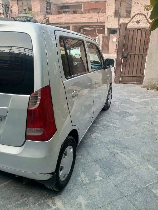 Suzuki Wagon R 2015 VXL 4