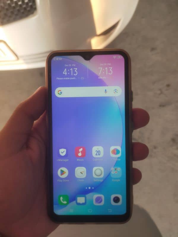 vivo y 17 ---8 Gb Ram 256 Gb memory 0