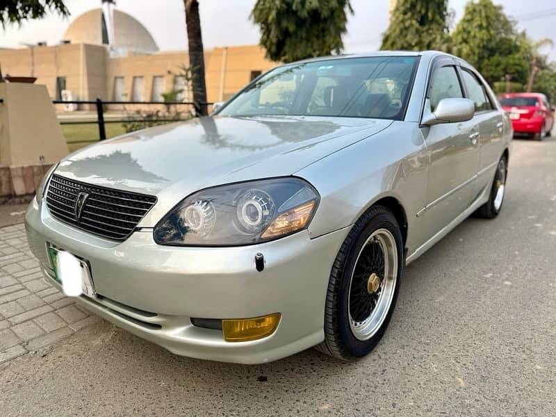 Toyota Mark II 2002 1