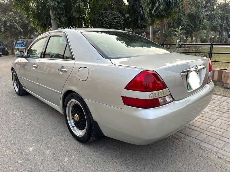 Toyota Mark II 2002 3