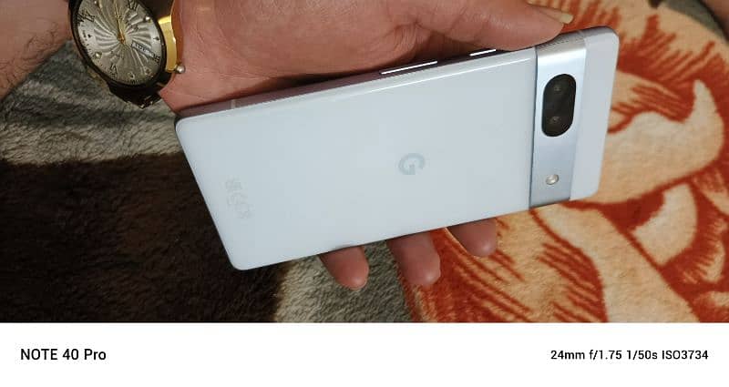 google pixel 7a 3