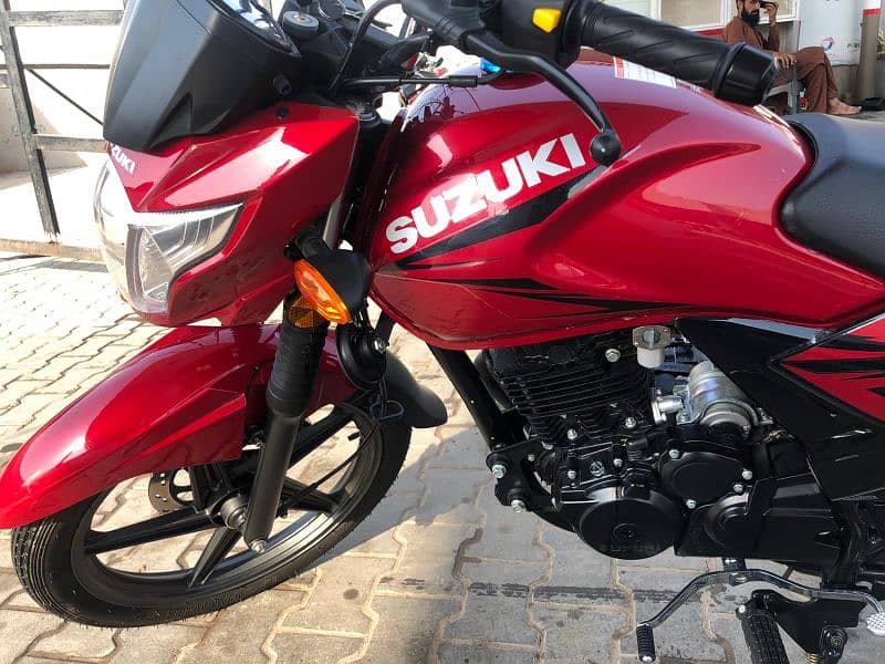 Suzuki  GR 150 1