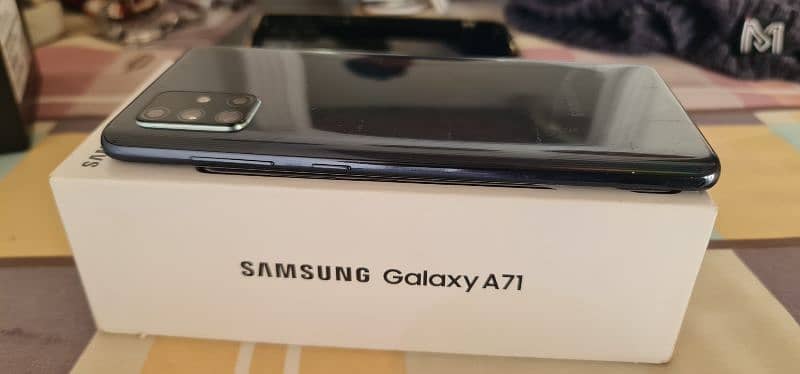 samsung A71 Box All So 5