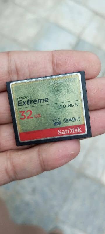 32 gb cf card 0