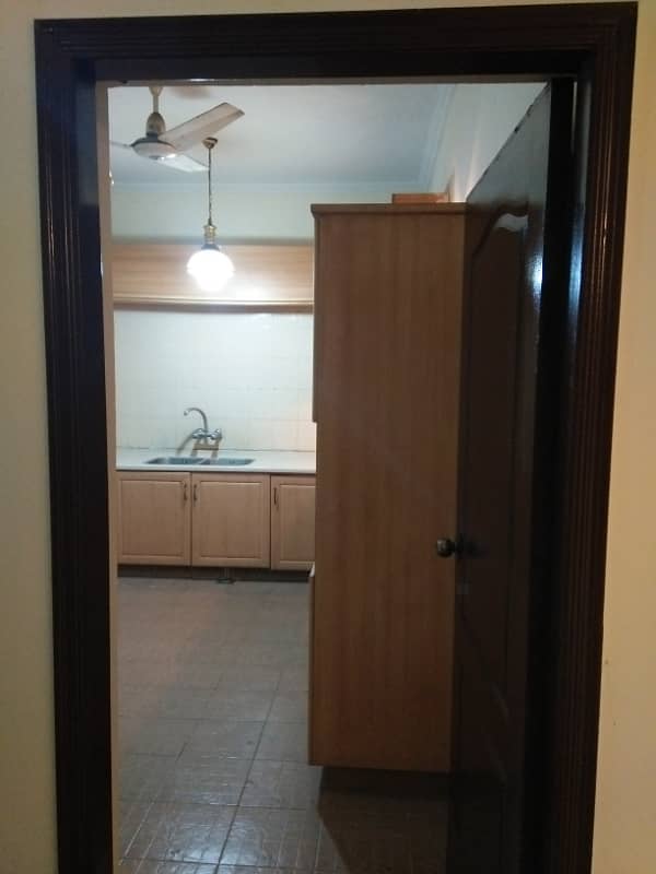 10 Marla 05 Bedroom House Available For Rent In Askari-10 Sector-C Lahore Cantt 20