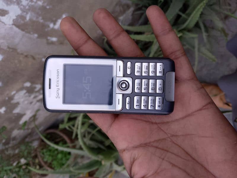 Sony Ericsson k320i 1