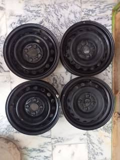 Toyota Yaris 22 Japanese wheel and cup 14 inch