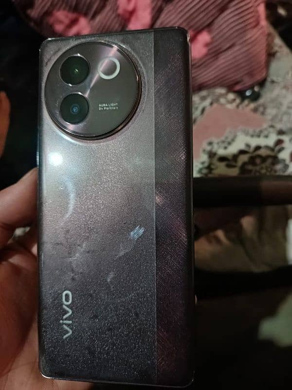 Vivo V30e 5g 0