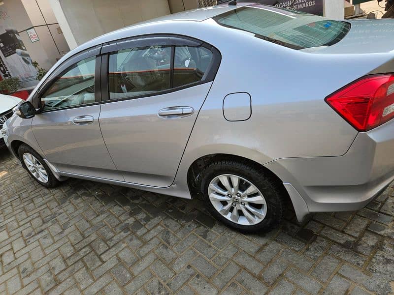 Honda City Aspire 2016 14