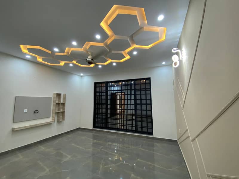 8 MARLA BRAND NEW HOUSE FOR RENT IN MILITARY ACCOUNTS HOUSING SOCIETY COLLEGE ROAD 1