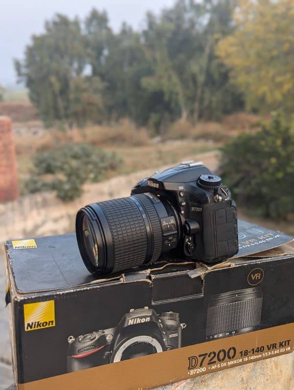 Nikon d7200 complete box available for sale 0