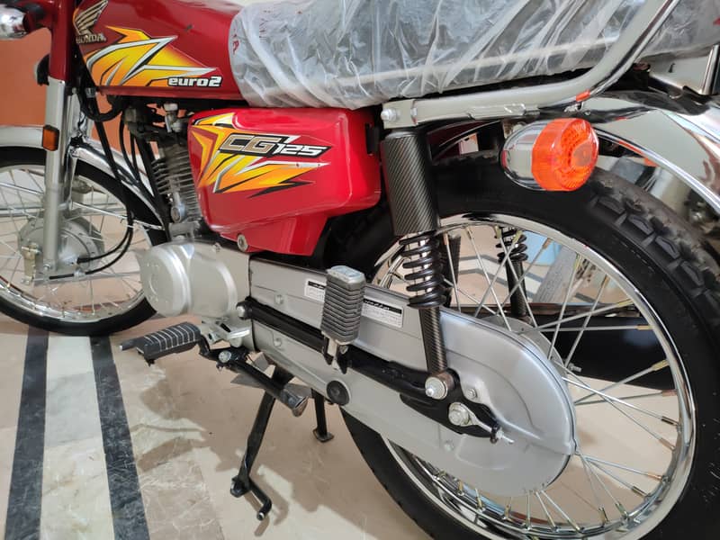 HONDA CG 125 BIKE 7