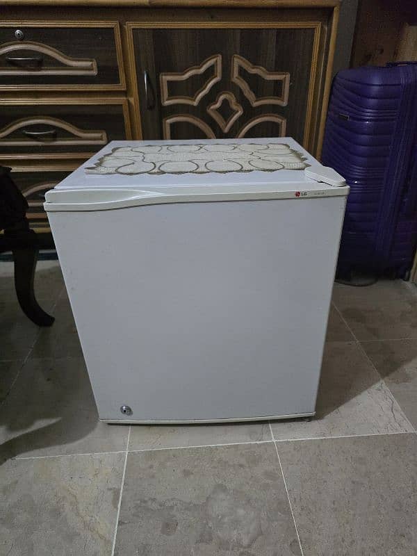 Bed room size fridge for sale 0