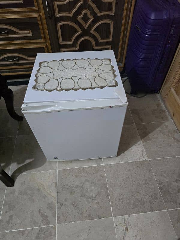 Bed room size fridge for sale 2