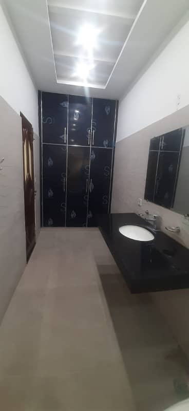 1 Kanal Upper Portion Is Available For Rent In DHA Phase 4 Lahore 3