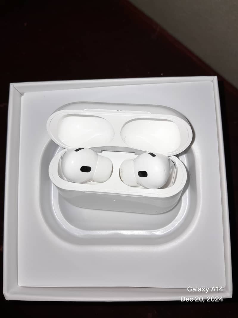 Airpods pro 2nd generation 4