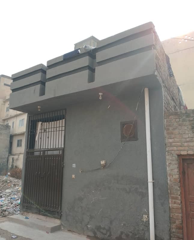 Urgent investor rate 3 Marla single house for sale in Khanna dak Sanam Chowk isb 0