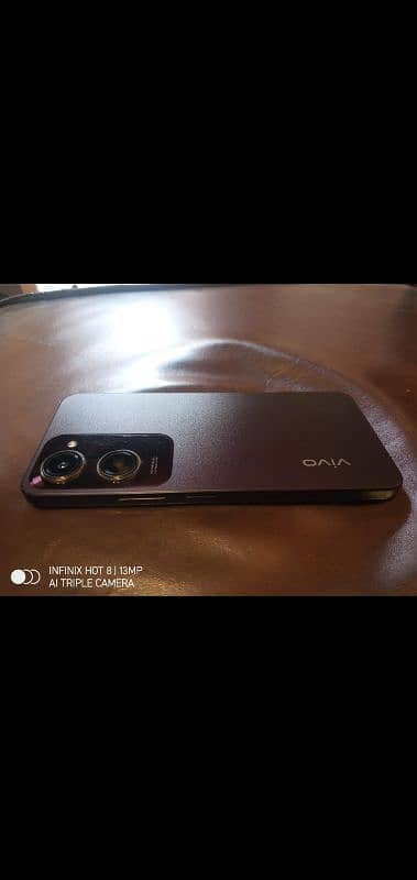 vivo y18  ram. 4+4 rom. 128 color. brown condition. 10 by 10 4