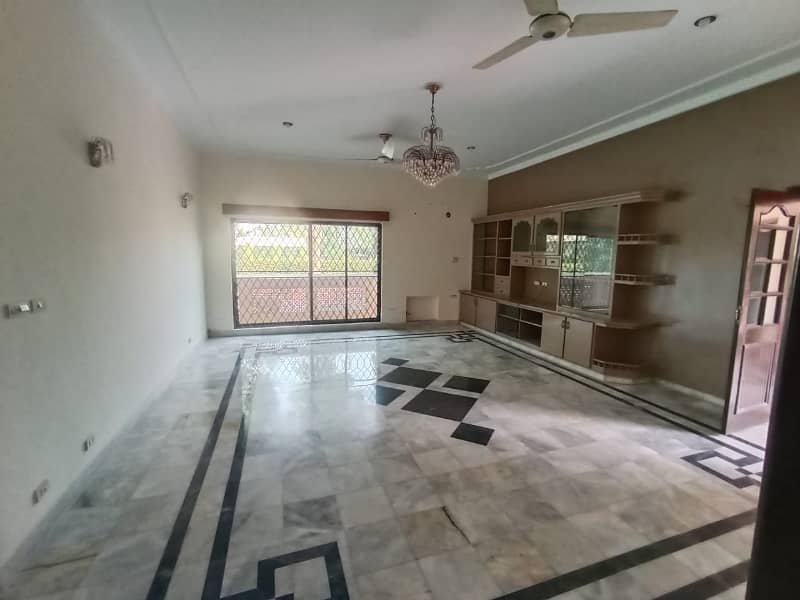 1 Kanal Lower Portion Is Available For Rent In DHA Phase 4 Block FF Lahore 12