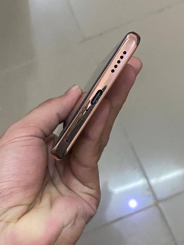 Vivo v40e Rate 85000 5