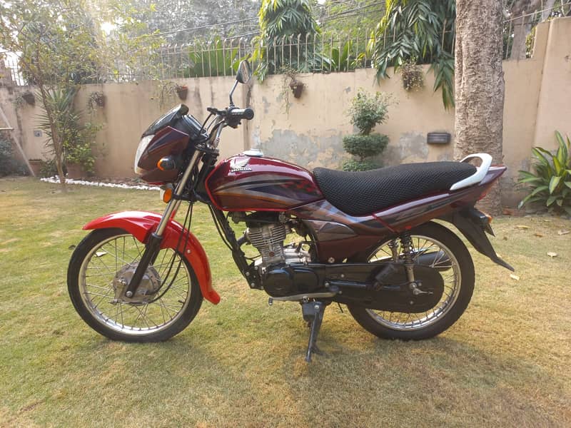 Honda CG 125 dream 2014 0